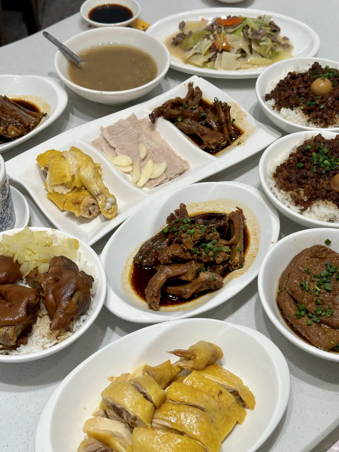 杭州！人均30都能吃出city感 松弛度拉满…