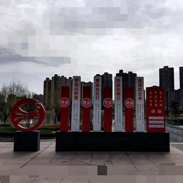 流金谷恩仇录炸翻全网！
瓜棚直接被掀，还有人在狂欢？

流金谷恩仇录彻底火了！全