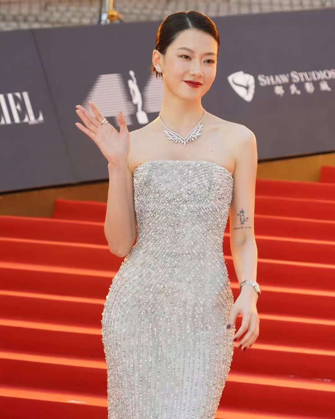 廖子妤金像奖女主提名即拿奖廖子妤金像奖首次提名女主即拿奖 OMG…好强！金像奖影