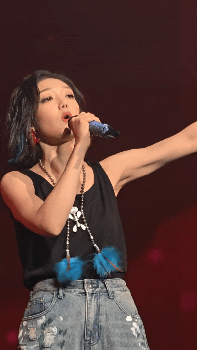 爱奇艺还是没有放过我 被爱奇艺预告片里的青春群像击中了——大娟的纯粹、希林的坚定