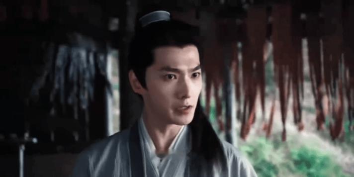 杨洋把这股子从容的疯劲演透了杨洋展昭中剧毒还能有那样的气场杨洋饰演的展昭身中剧毒