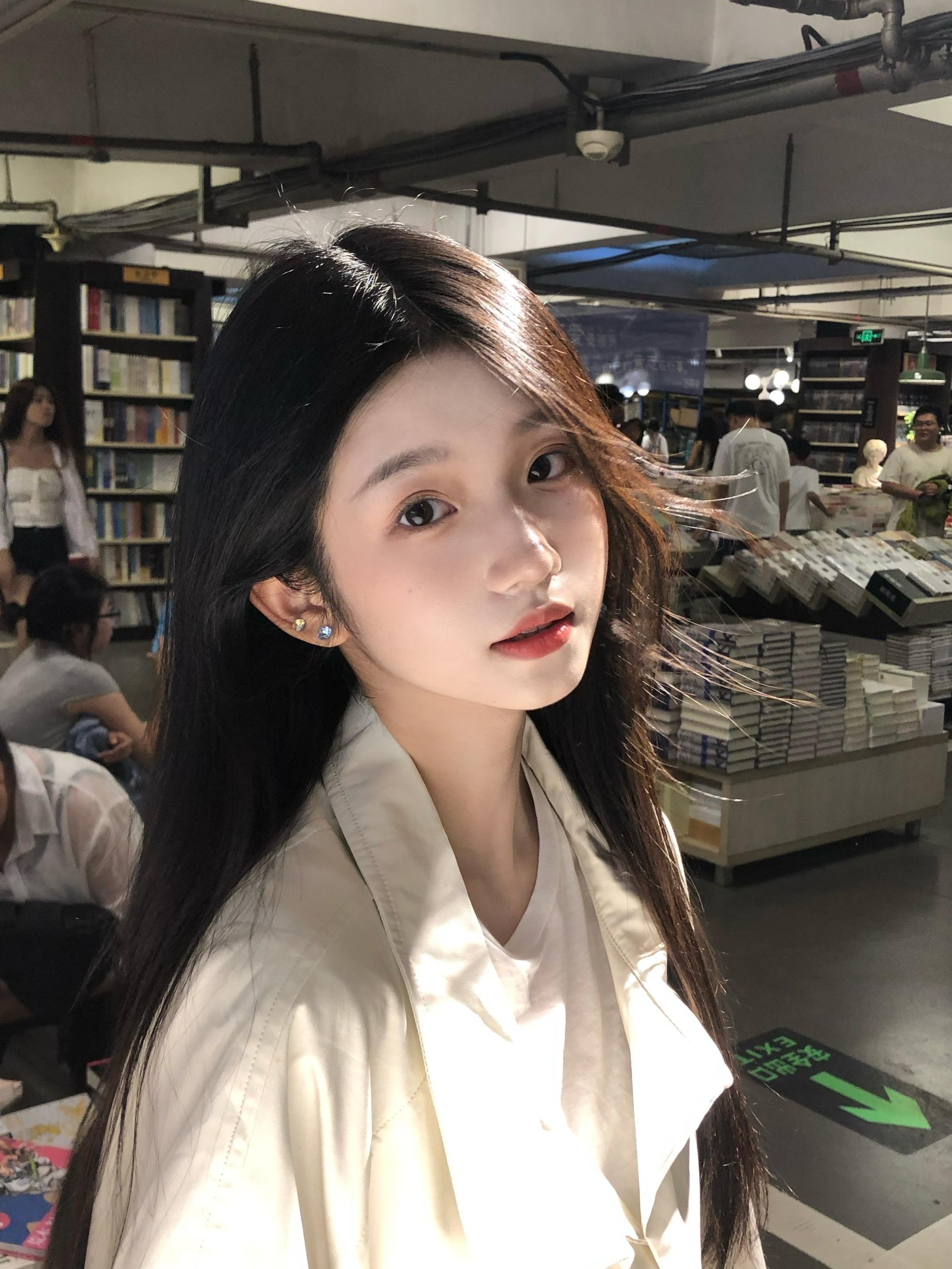 你说长痛不如短痛 我说短痛如鲠在喉 长痛细水流长