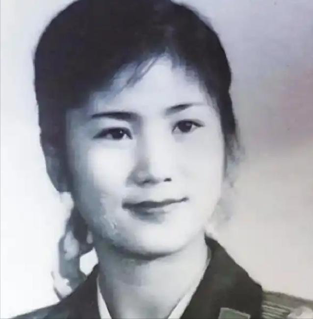 [微风]1973年，一位广西女子自称是毛主席的女儿，工作人员认为对方是骗子，毛主