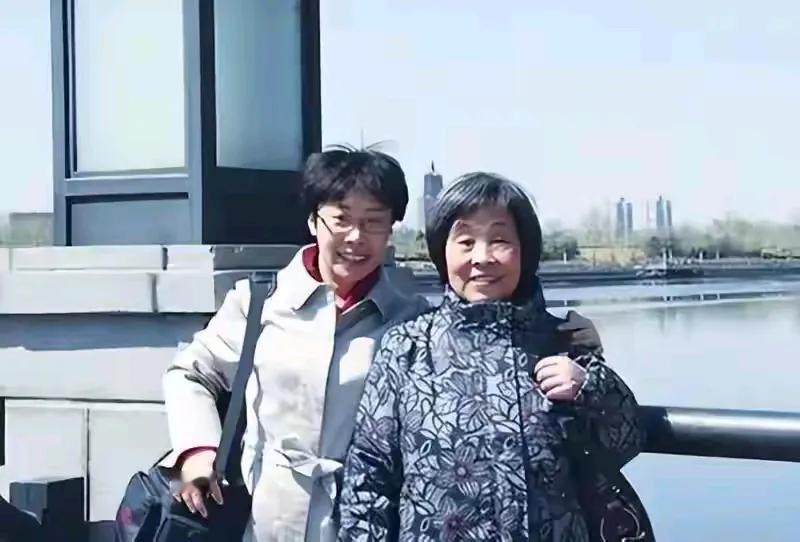 关于“北大才女蒙曼：这辈子也结不了婚！有两个原因：一是岁数二是长相”的话题，涉及