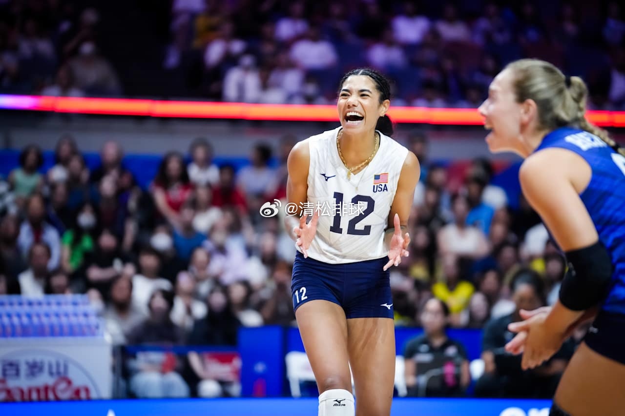 2026年世界女排联赛日本大阪站美国女排vs土耳其女排第二局：25-23大比分：