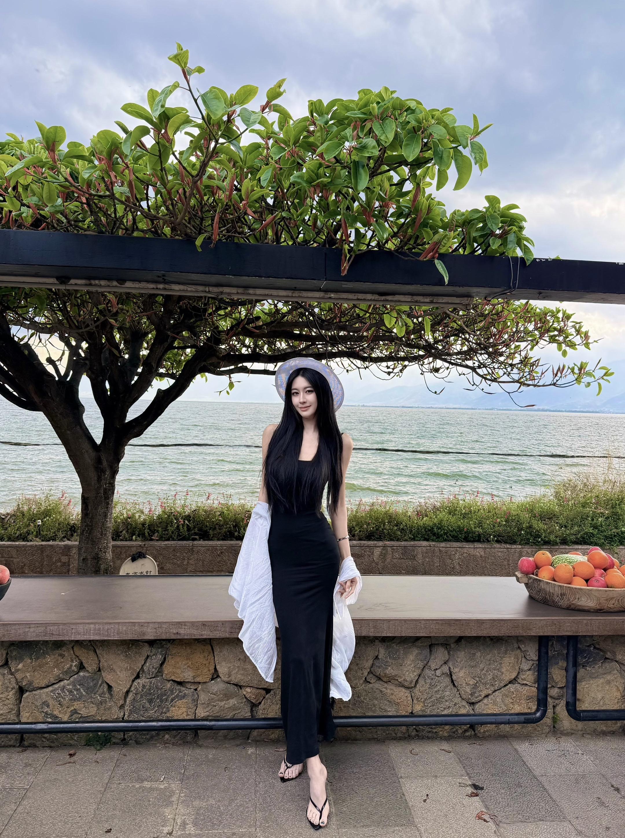 因为比较敏感 感受到爱的时候 会反复确认是否真的爱我