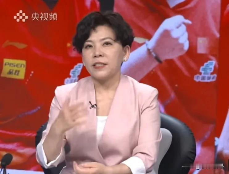 男团2:3憾负日本队，
王楚钦逆转值得点赞，
邓亚萍说：排阵偏冒险，年轻队员要经
