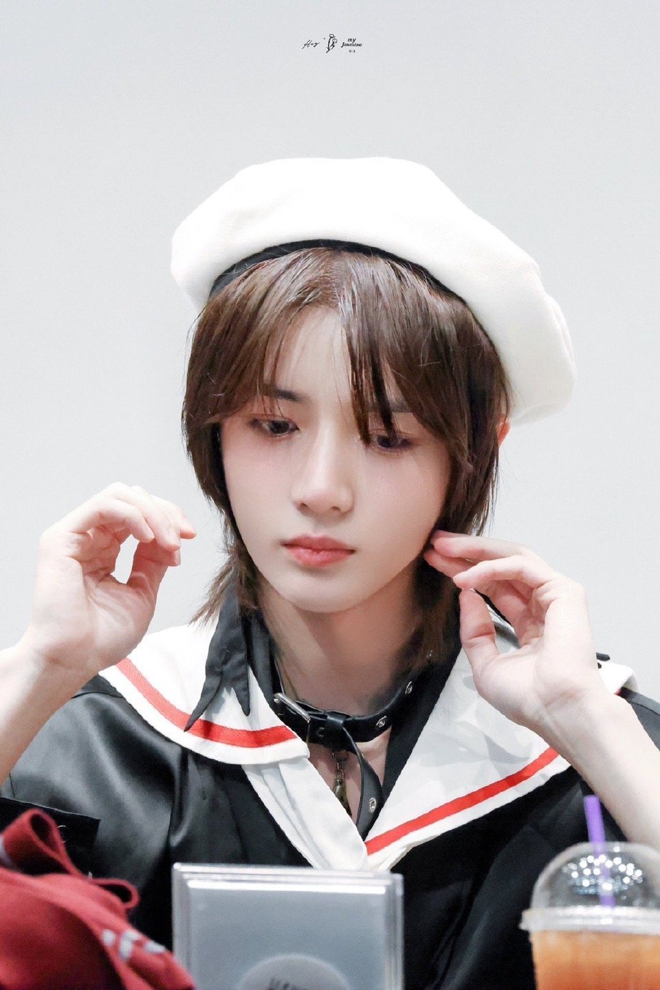 崔杋圭  🦋 崔杋圭五颜一  好漂亮的水手服妹宝 