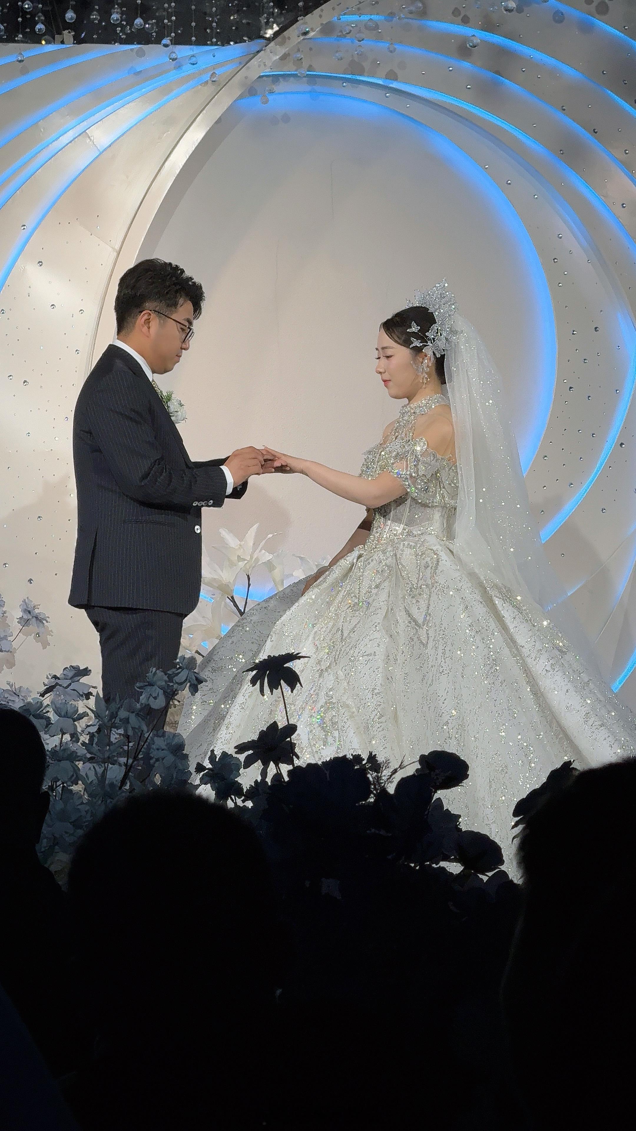五一见证了步入人生新阶段，恭喜bro，新婚快乐！ 西安