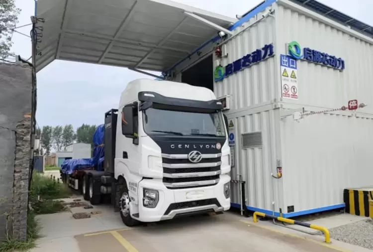 交通强国建设试点取得重要突破：27站贯通七省区，中国最长重卡充换电走廊投运