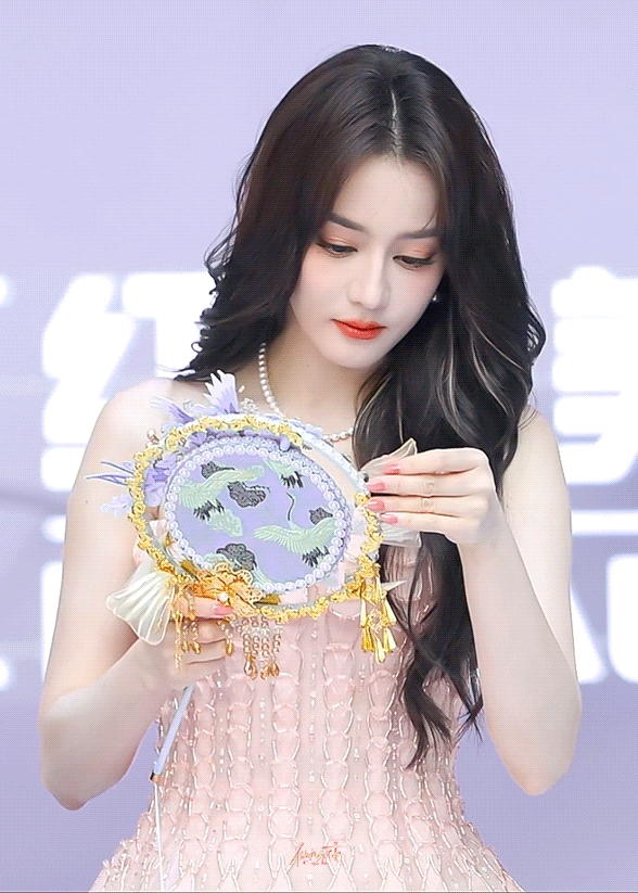 什么是一眼万年........（我倒 