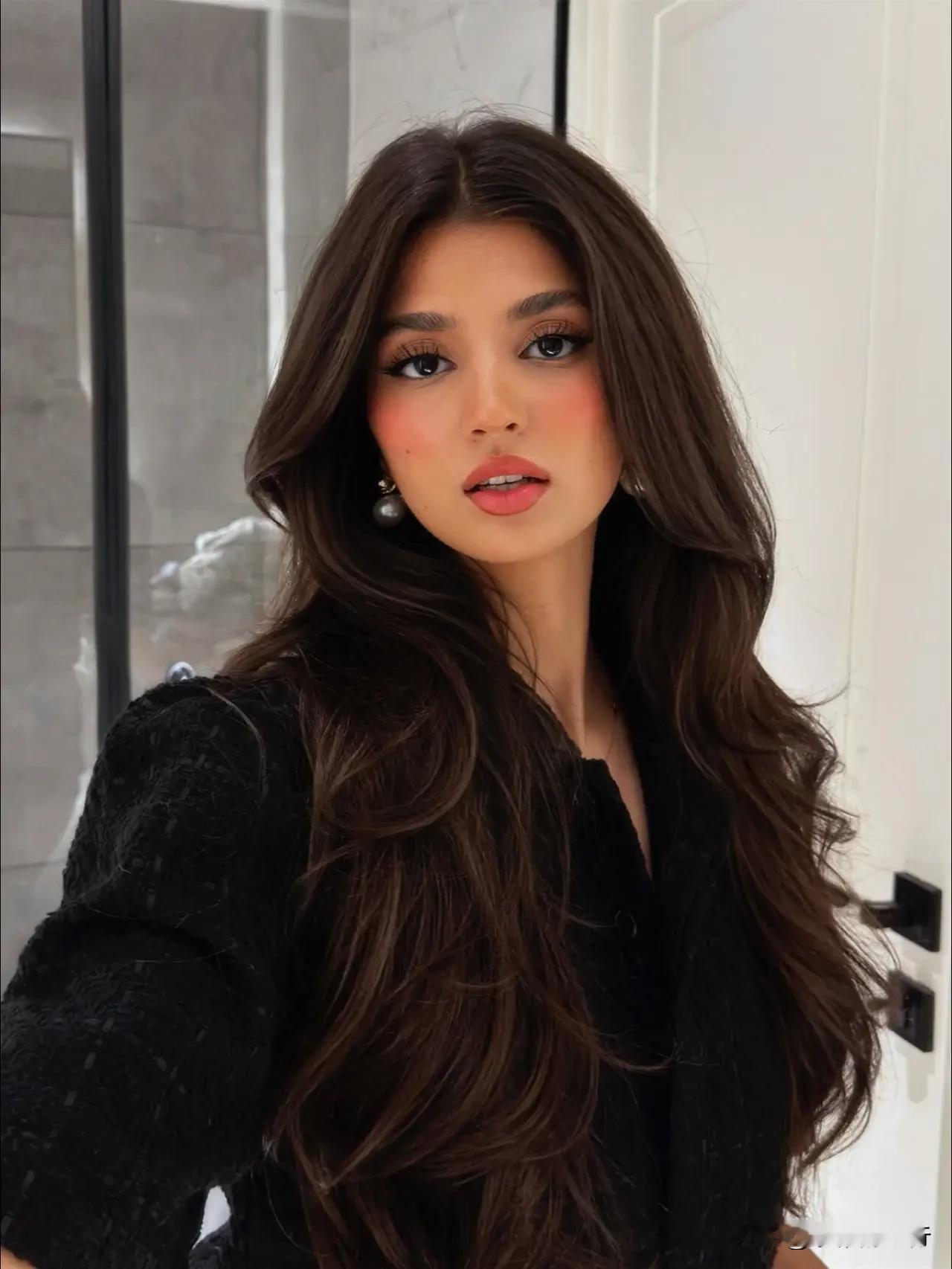 美搭社:跟着博主学穿搭