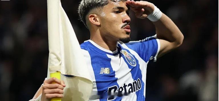 搬运足球情报，给足球爱好者们提供帮助诺丁汉森林VS波尔图1波尔图主力前锋威廉-戈