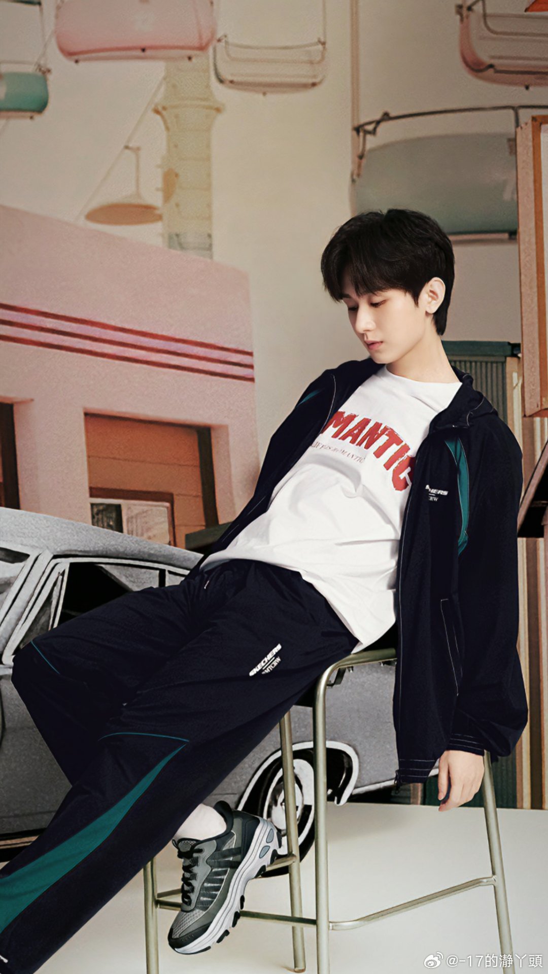 你身上的干净与纯粹，像不染尘埃的初雪，让人见之难忘，成毅，唯你不可替代。