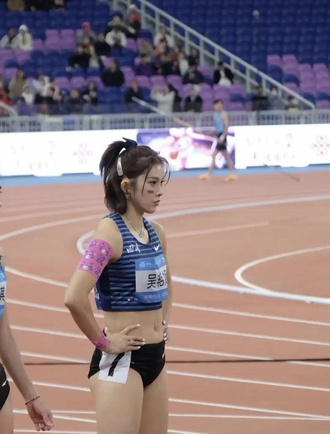 如果这世上有后悔药，第一个想吃的就是吴艳妮了！

不是因为这次比赛输了，而是因为