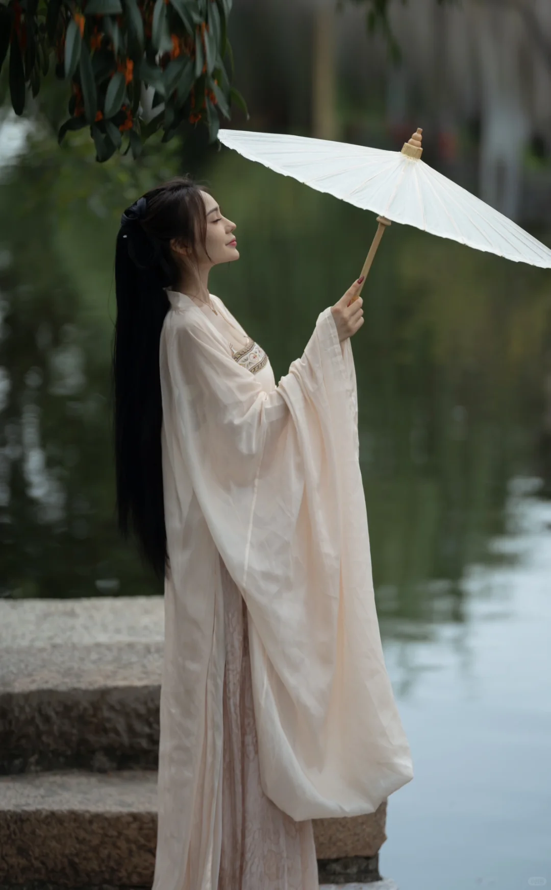 🌸古风静思🌸 穿越千年的水边仙子
