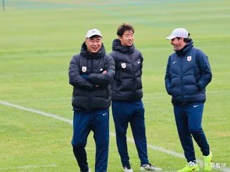 泰山队对阵国安赛前，训练里的小花絮，高准翼的新动态，一人缺席网页链接