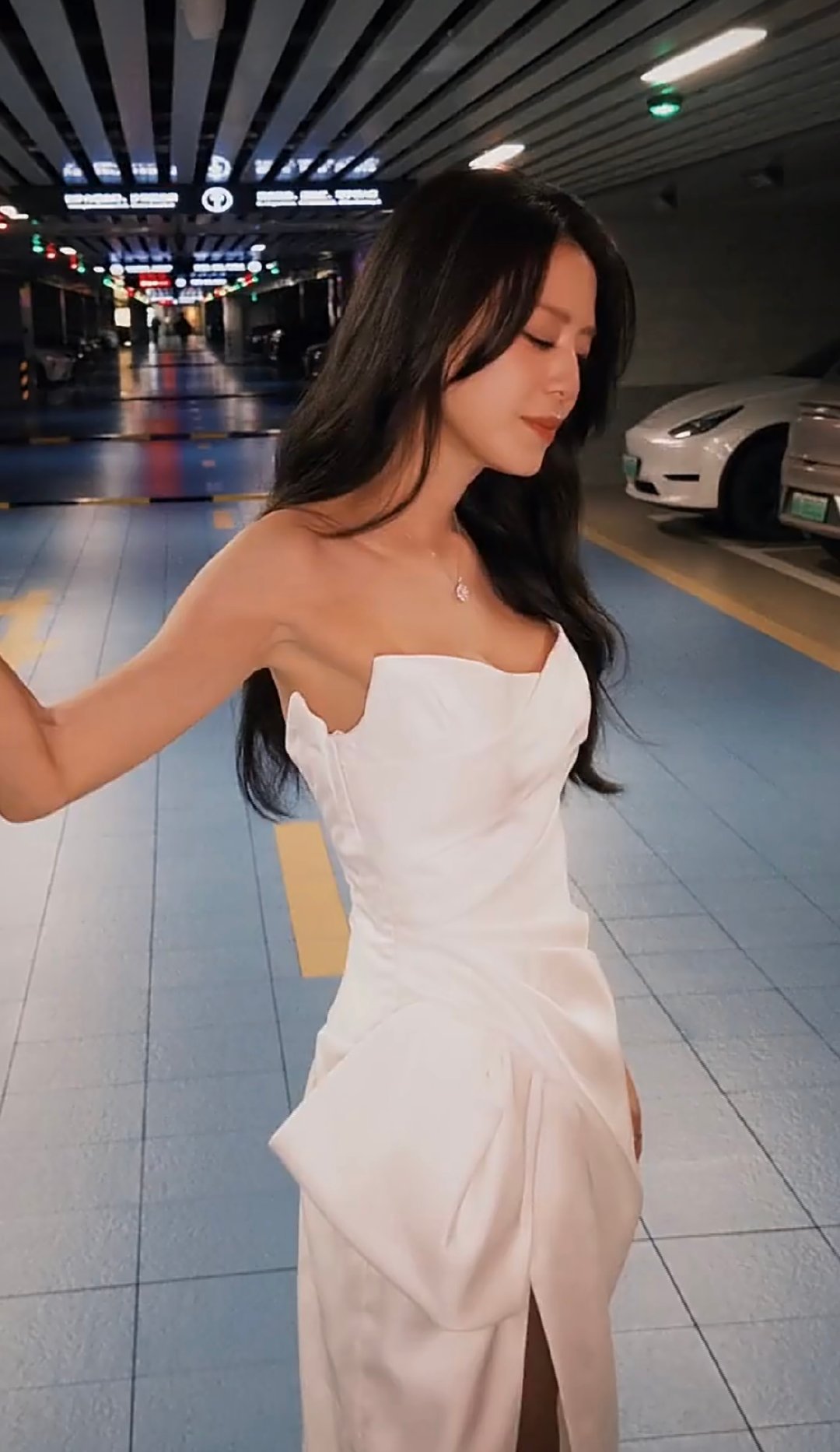 江语晨拒绝粉丝叫老婆的原因江语晨对粉丝温柔又贴心，这样的姐姐很难不让人想叫一声老