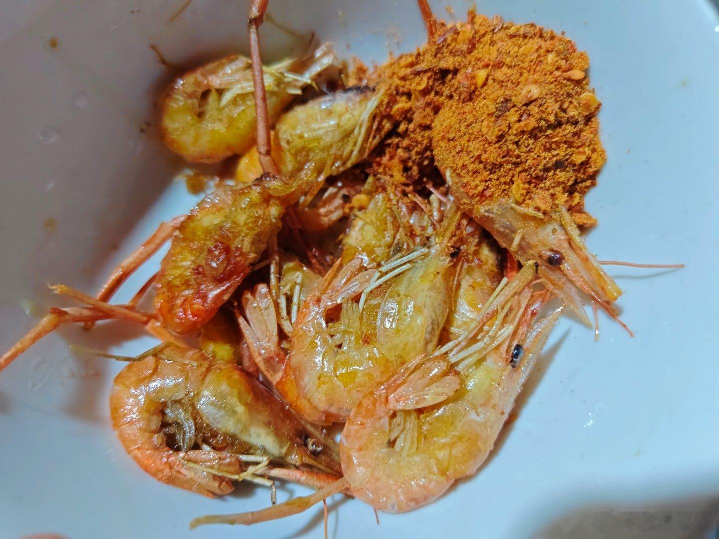 只闻肉香，不知肉来。挑灯夜战，给二师兄准备明天的伙食，不丰富但天然！ 