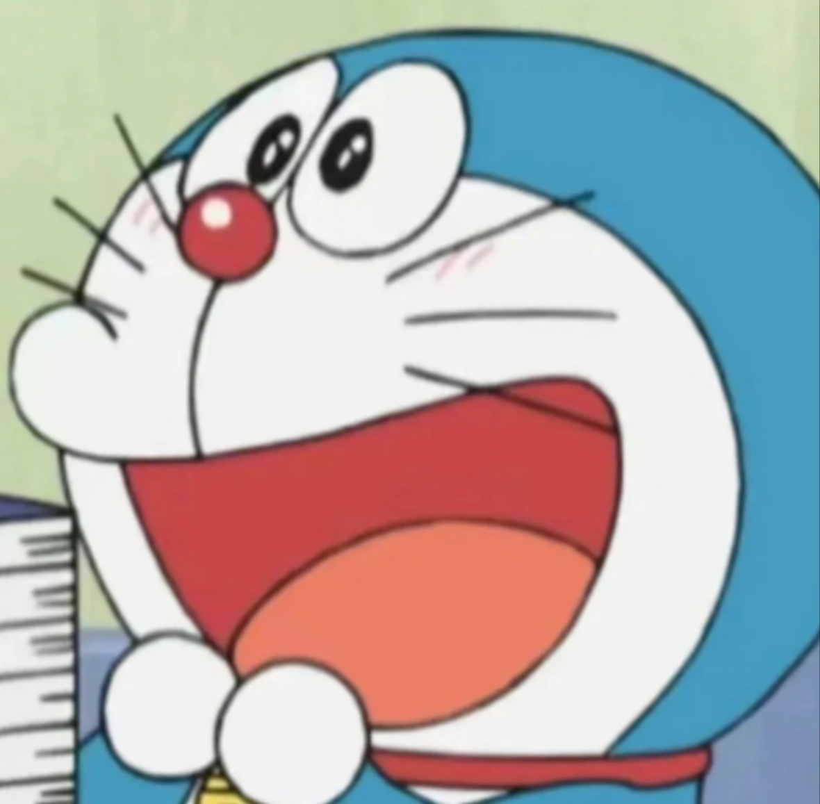 被火锅店服务员的英语水平震惊到面对外国顾客的提问，她思路清晰，英语表达超流利，甚