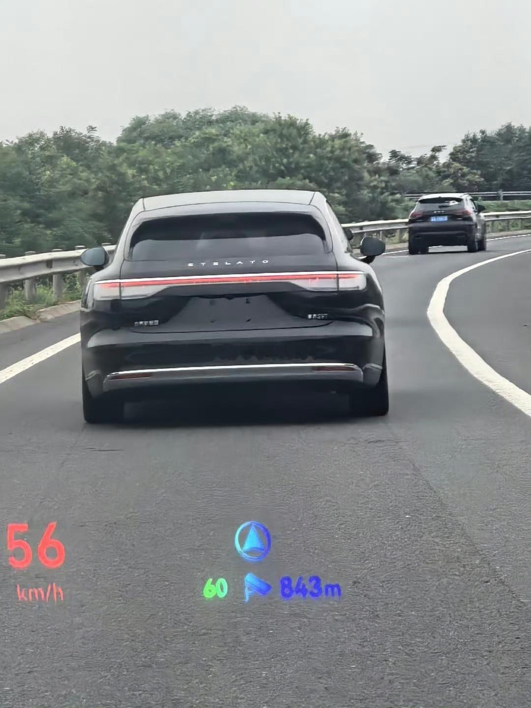 享界S9T 享界S9旅行版最新路试碟照曝光 ​​​