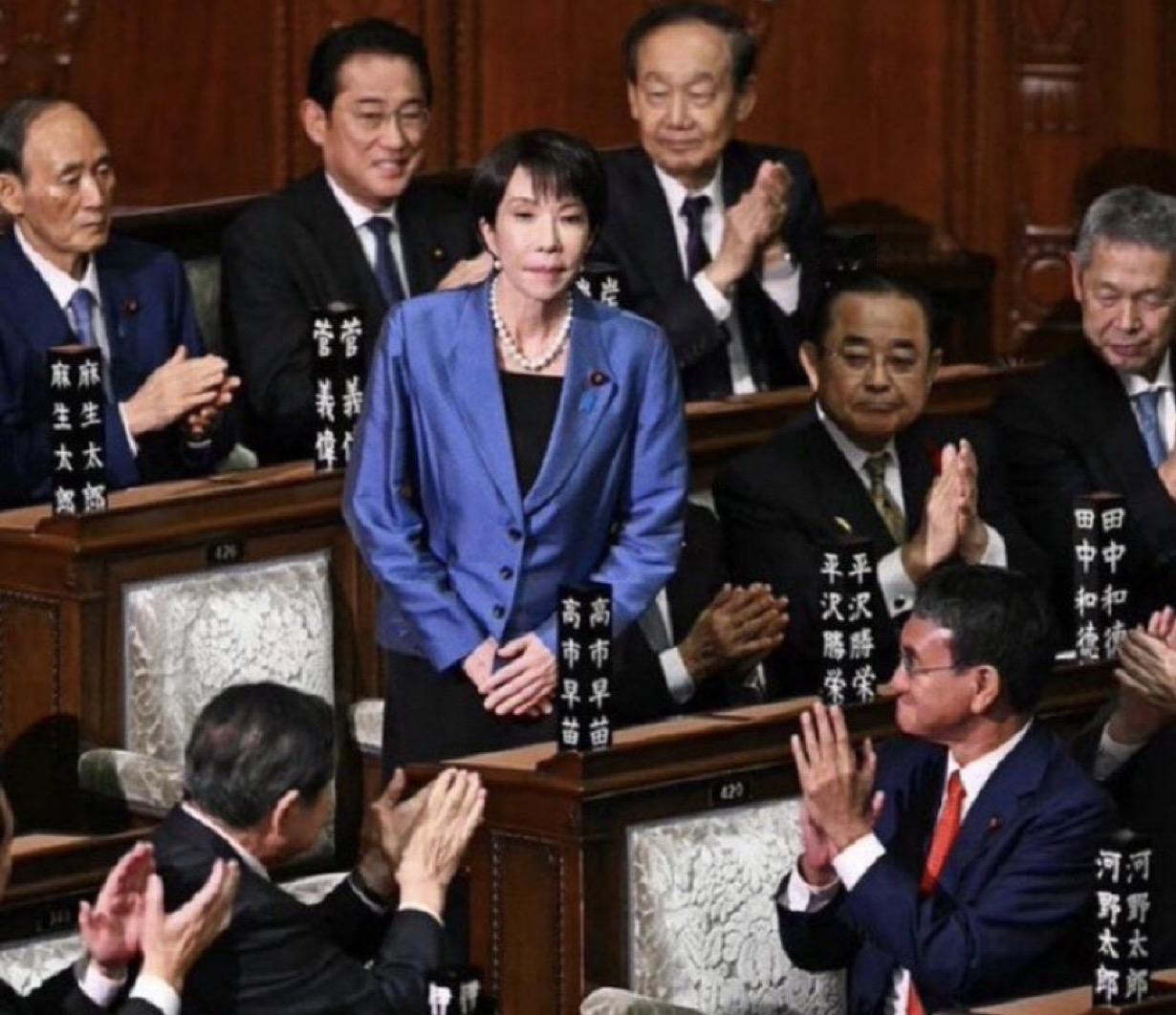 日本首相高市早苗决定放宽该国对武器出口的严格限制。

日本政府宣布，此前对出口的