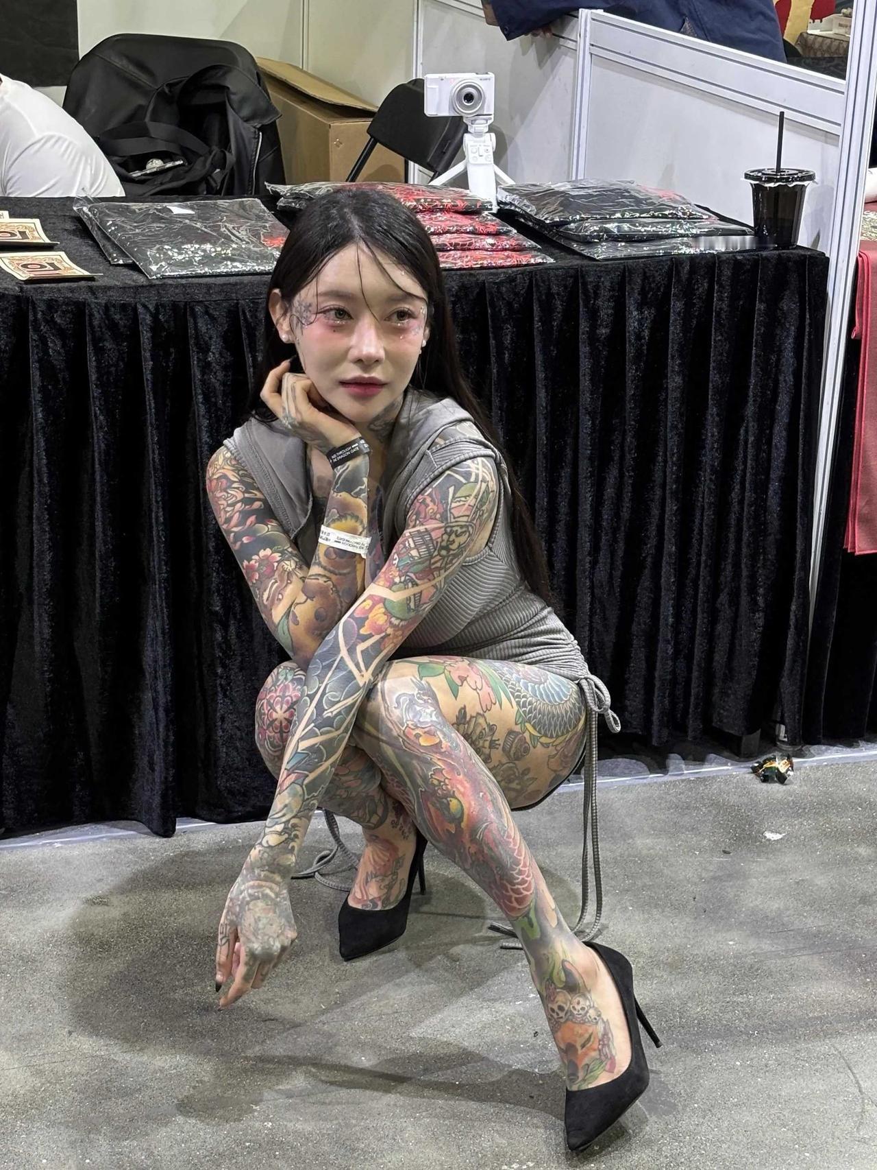 纹身女人不一定是坏人，但是好女人一定不纹身