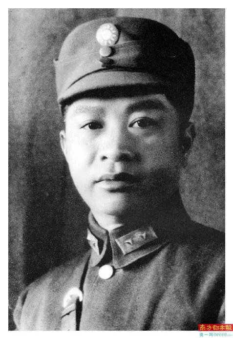 历史上的今日  1941年1月14日，叶 挺 为 挽 救 危 局 ， 保 全 部