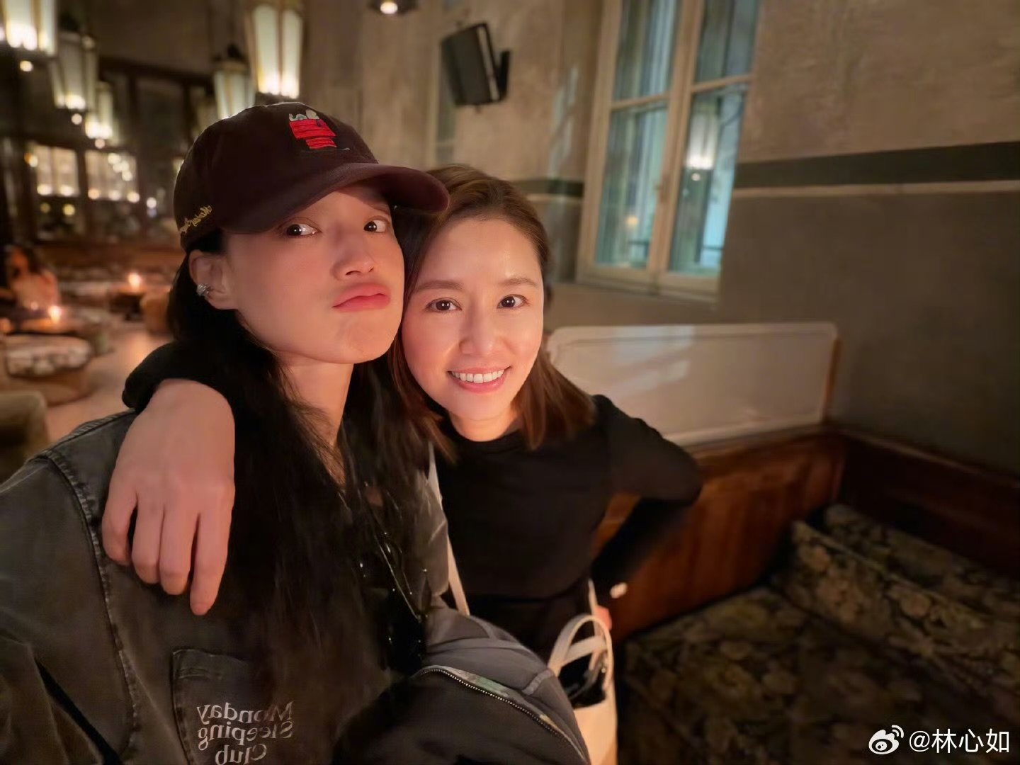 林心如舒淇素颜合照林心如舒淇合照素颜状态好好 ​​​