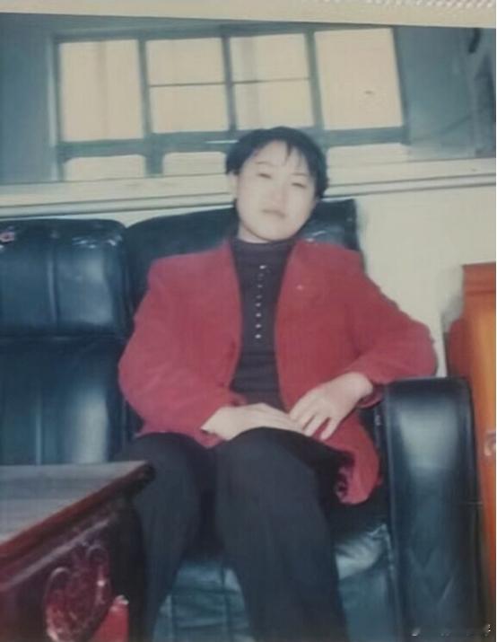 【庄周境界，爱满一生，蜜糖在她的杯中有点浅——悼念我的大盟嫂刘娜】2025年6月