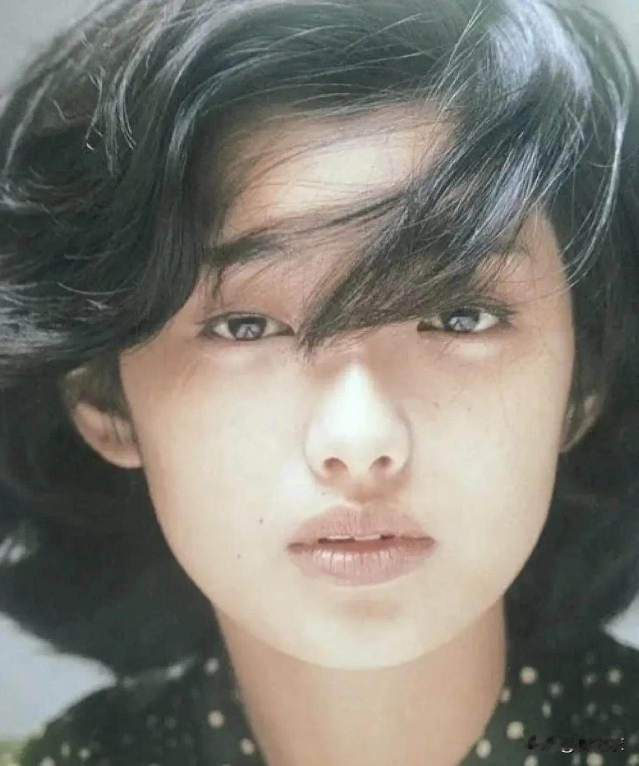 尊重别人，就是最高级别的修养，所以不管现在人家的生活是否拮据，他们过得是否开心自