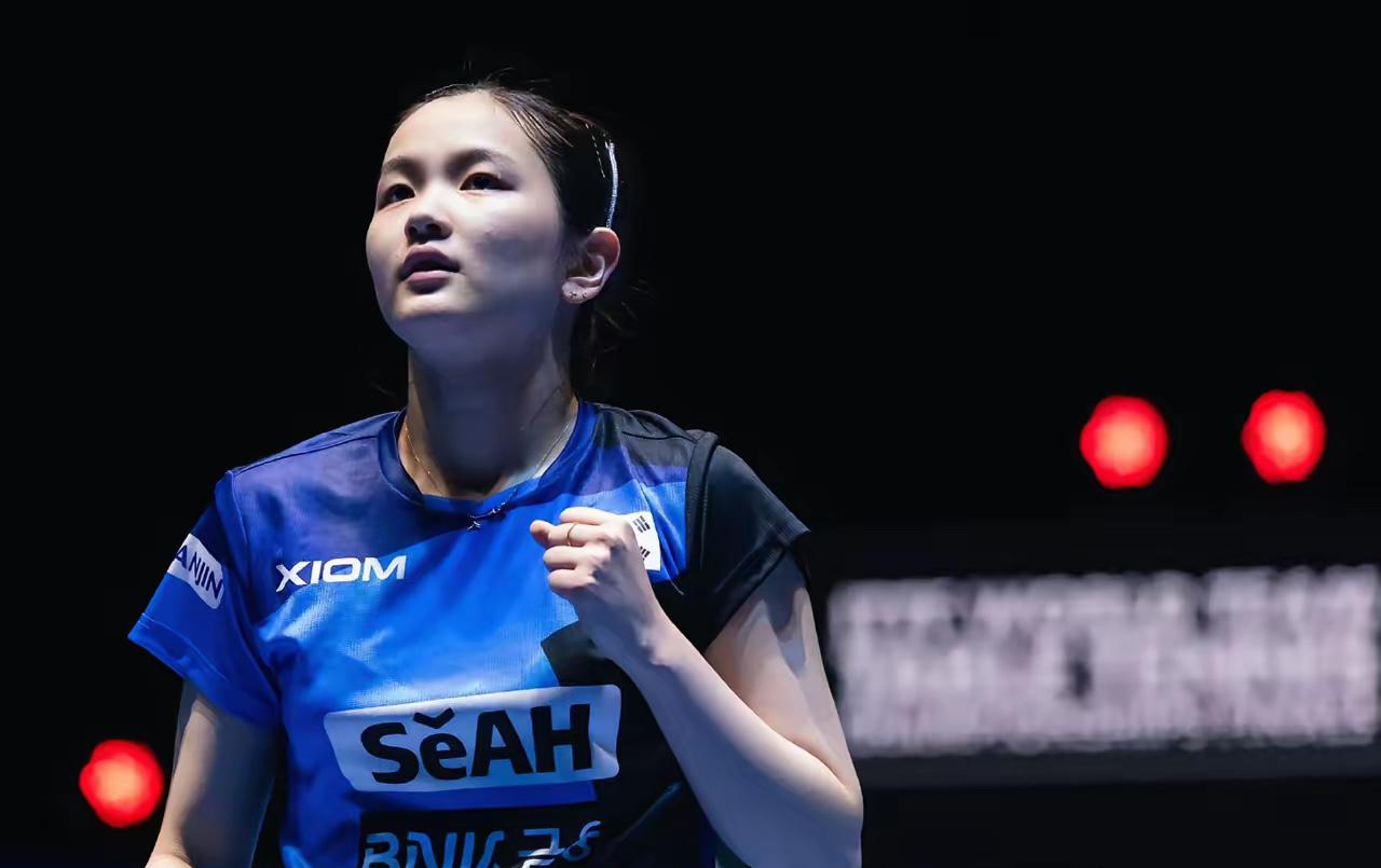 韩国女乒打得好不好
我不不评价
但有一点是毋庸置疑，那就是她们全队的颜值都不低啊