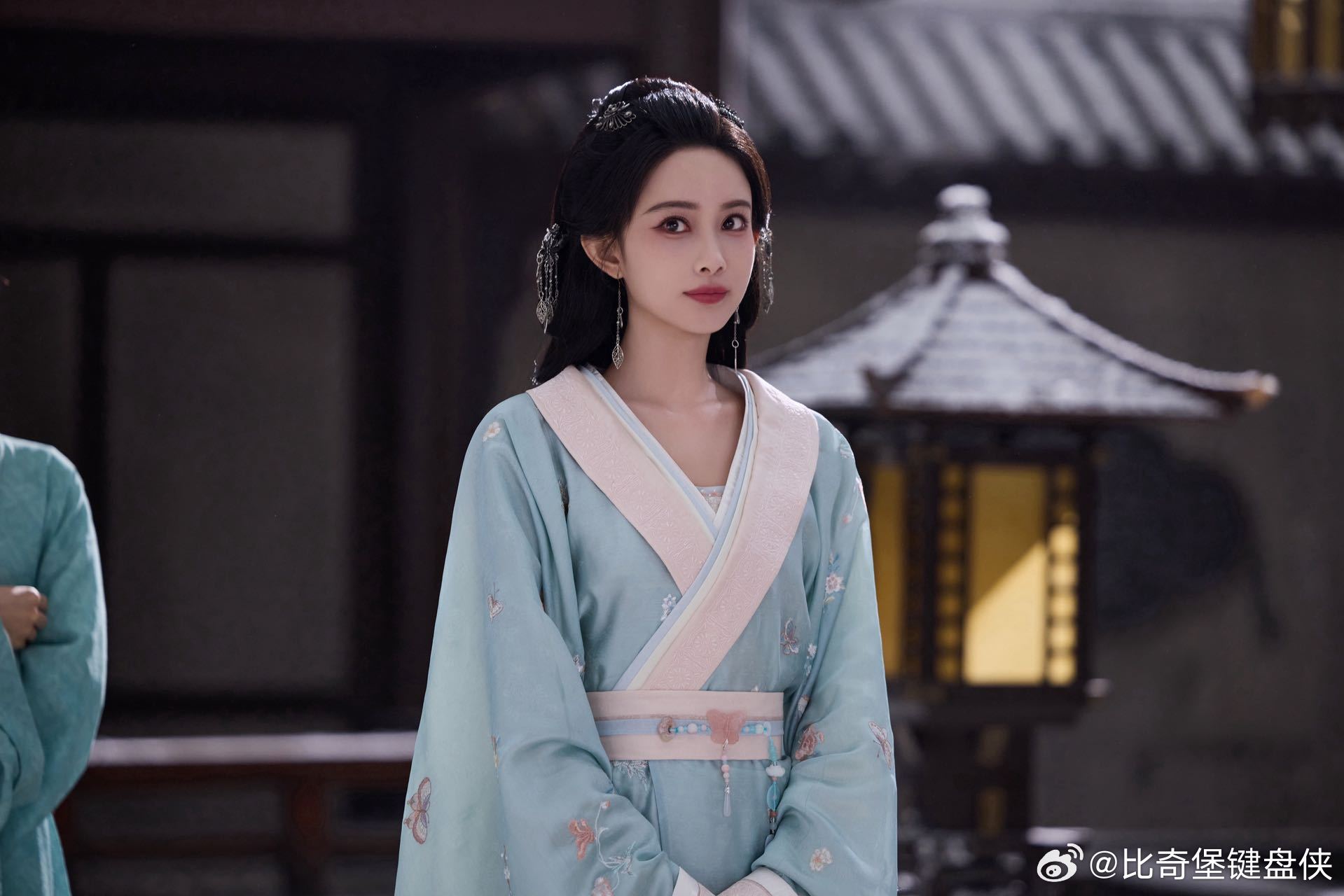 孟子义演出来的娇嗔 孟子义这娇嗔简直绝了！对爱人软糯撒娇，转头对信王冷若冰霜，这
