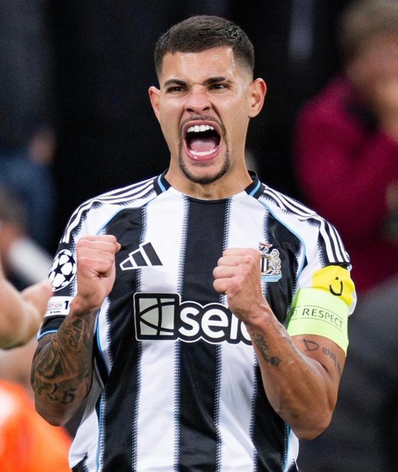 巴西媒体UOL：曼联和布鲁诺·吉马良斯的团队已经接触。他是曼联的主要目标，因为他