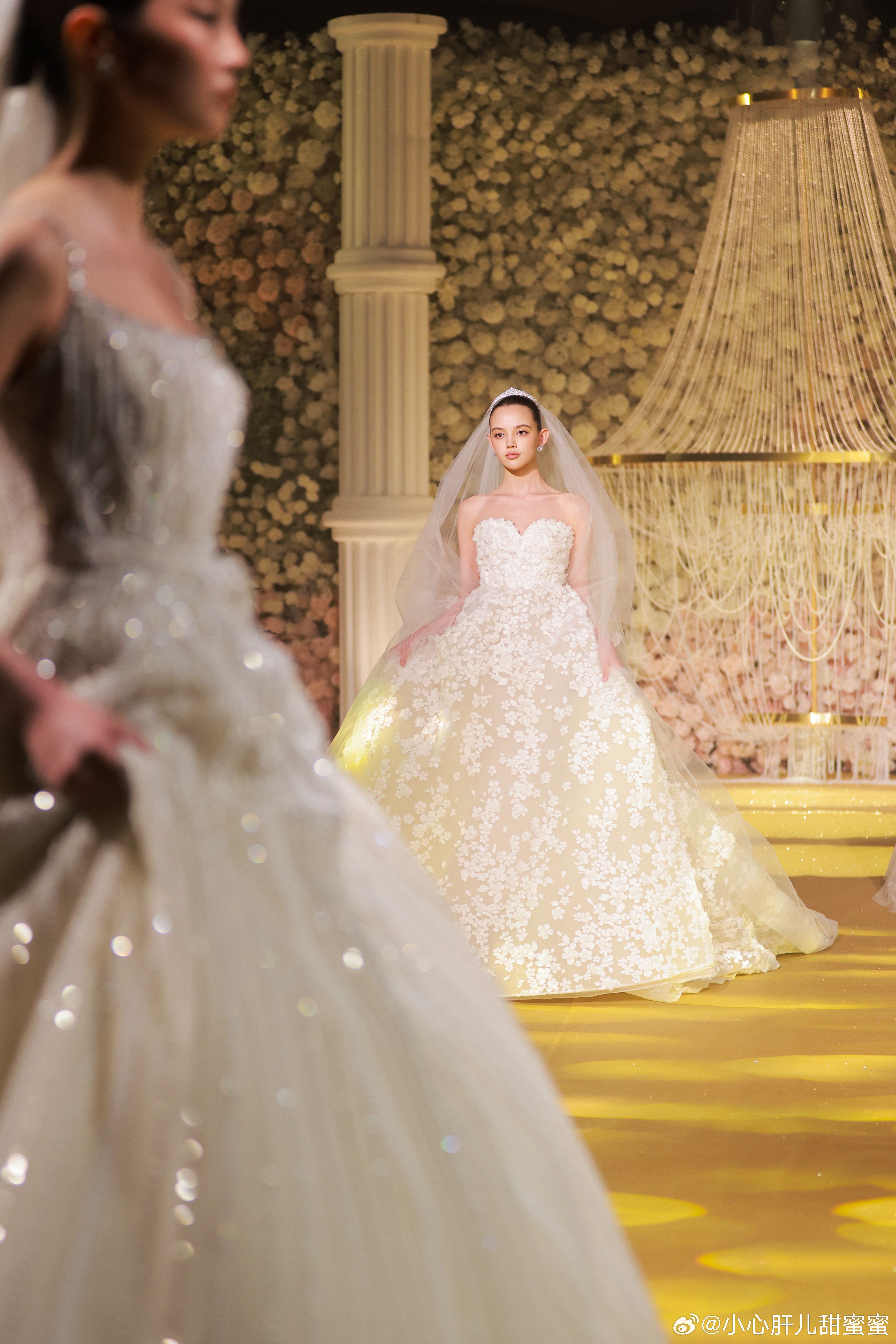 𝑻𝑰𝑴𝑬𝑳𝑬𝑺𝑺 𝑪𝑰𝑹𝑪𝑳𝑬时光圆舞曲·𝙒𝙚?