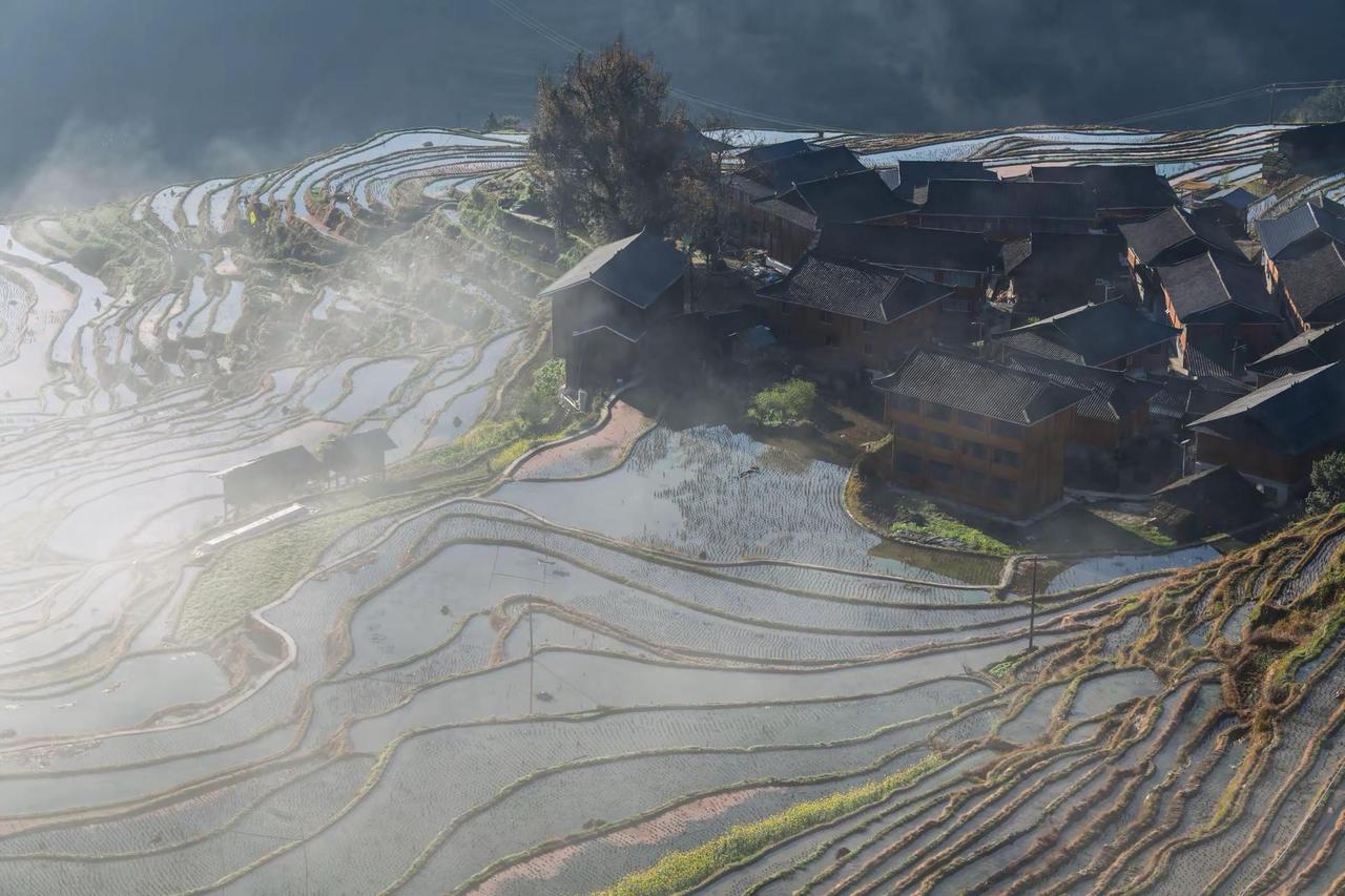 贵州加榜梯田。感受大自然的气息和美景 创作者中心 创作灵感 雾山梯田