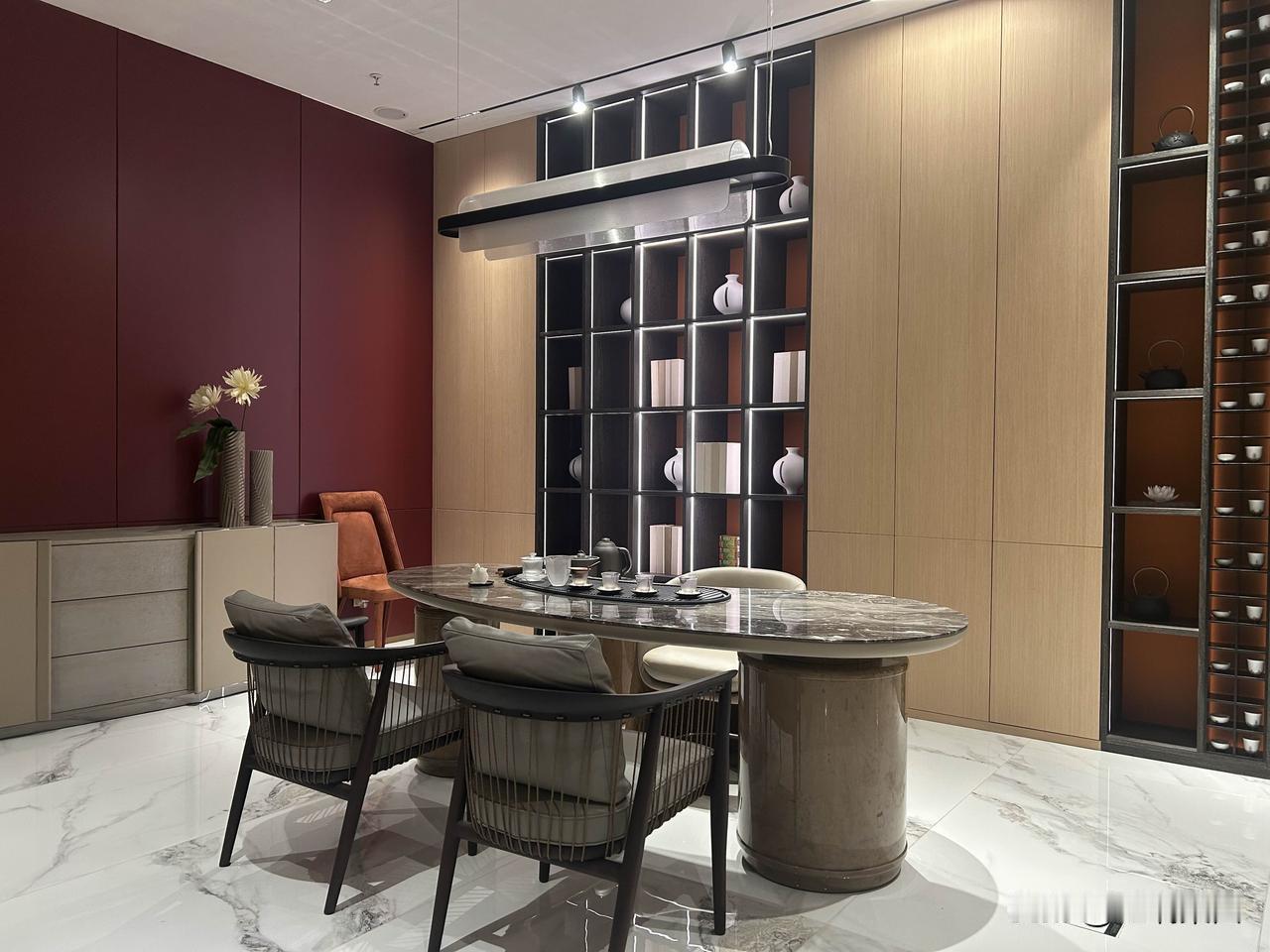 可以出台一项默许措施，对于投资股市的资金，只需追溯其出处，无需深究来历……
只要