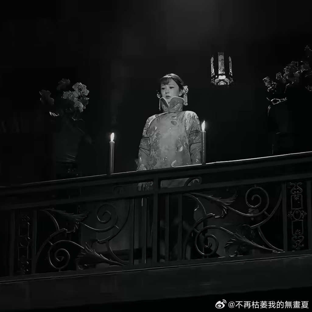 她早点去演中式恐怖，三大奖不早就到手了吗？说到底还是没找准最适合自己的戏路。 
