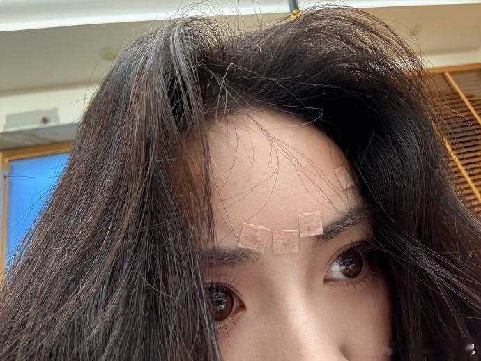 沈月撞档沈月 周末双倍沈月来袭！校园整活 + 逛吃四川，从欢笑到治愈，这个周末直