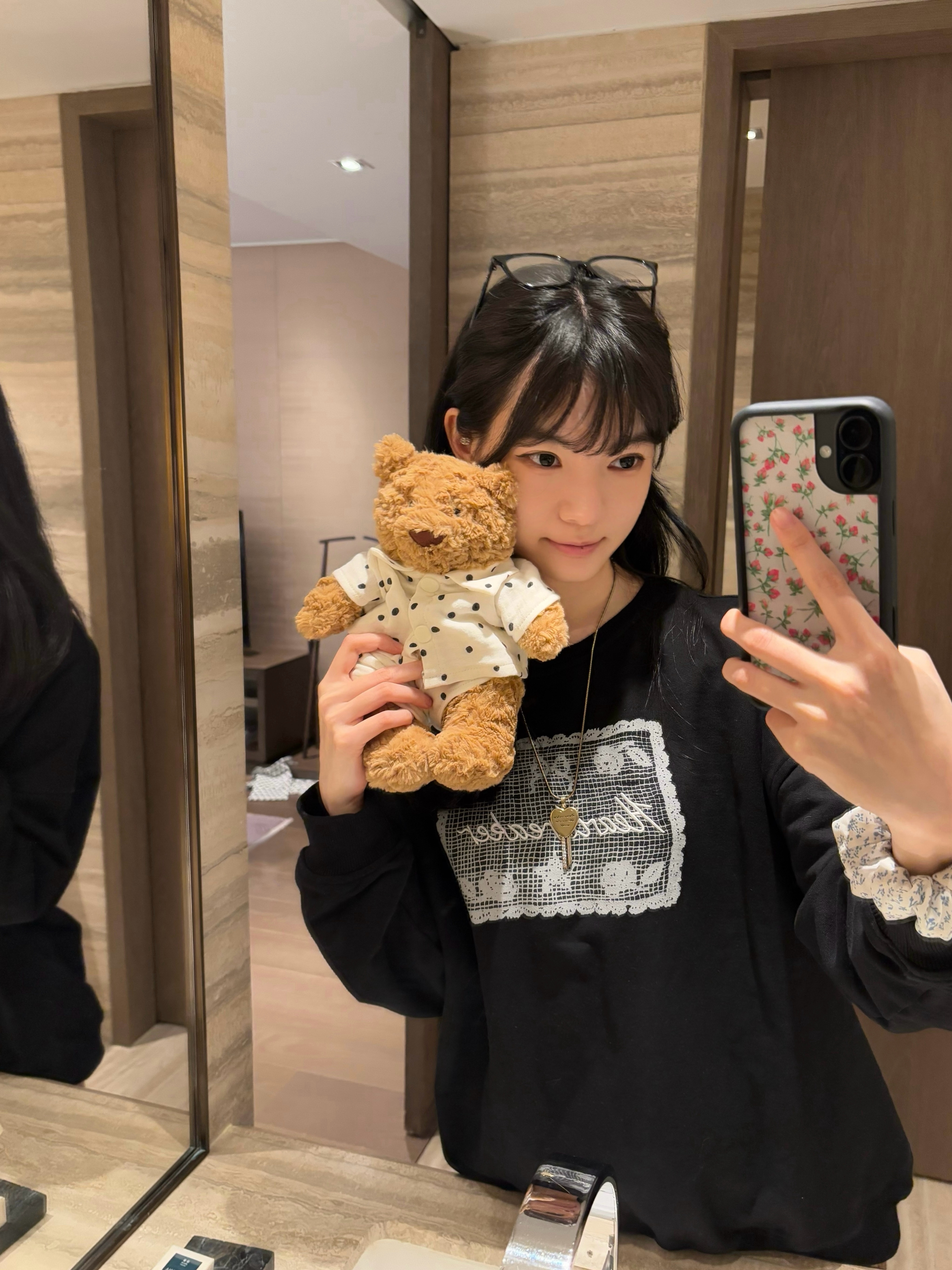 : 🐻🐰🐻🐰 