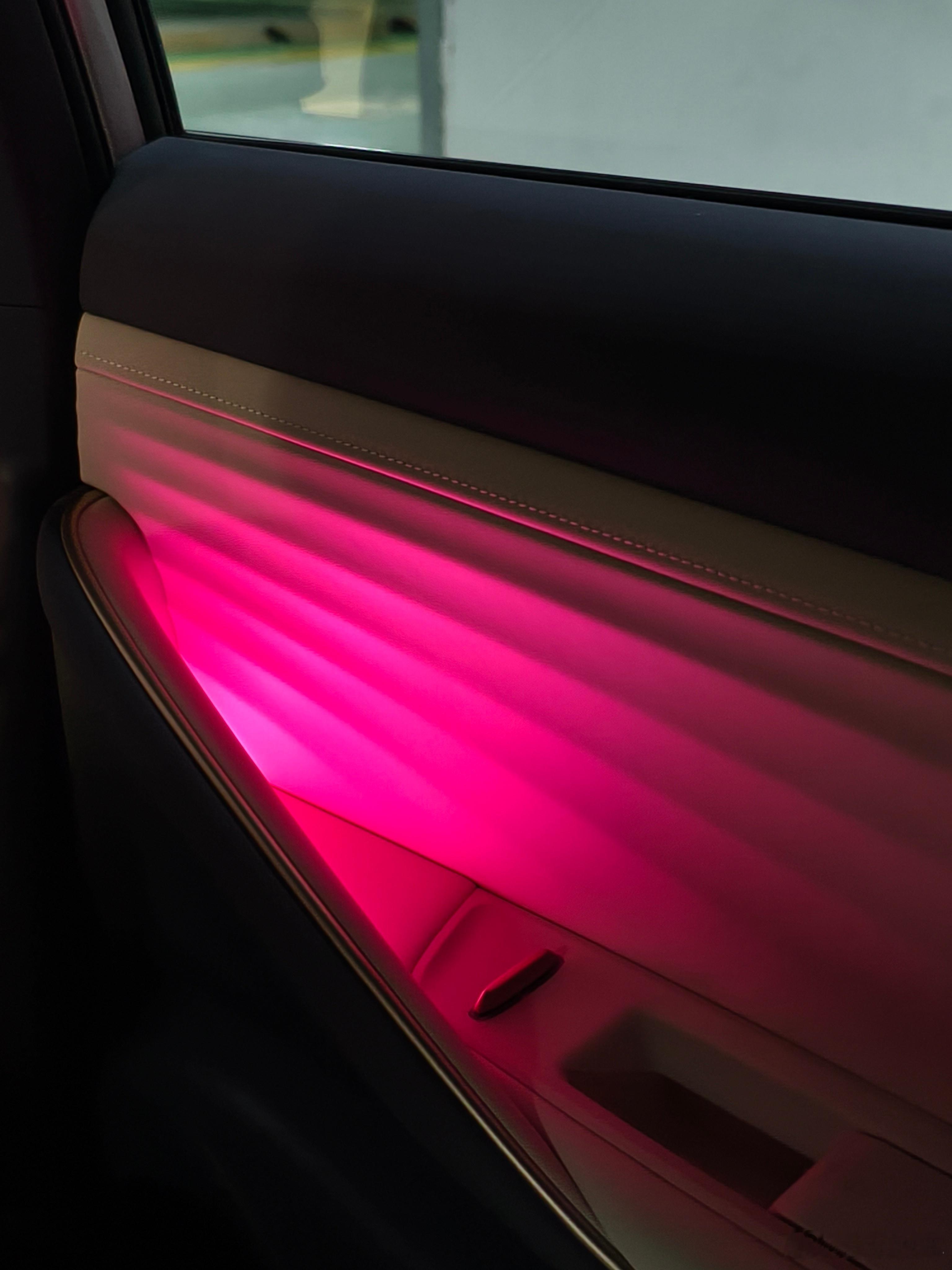 东风日产N6这氛围，完全不像十来万的车好吧！要不是这车我真有，你跟我说20万拿下