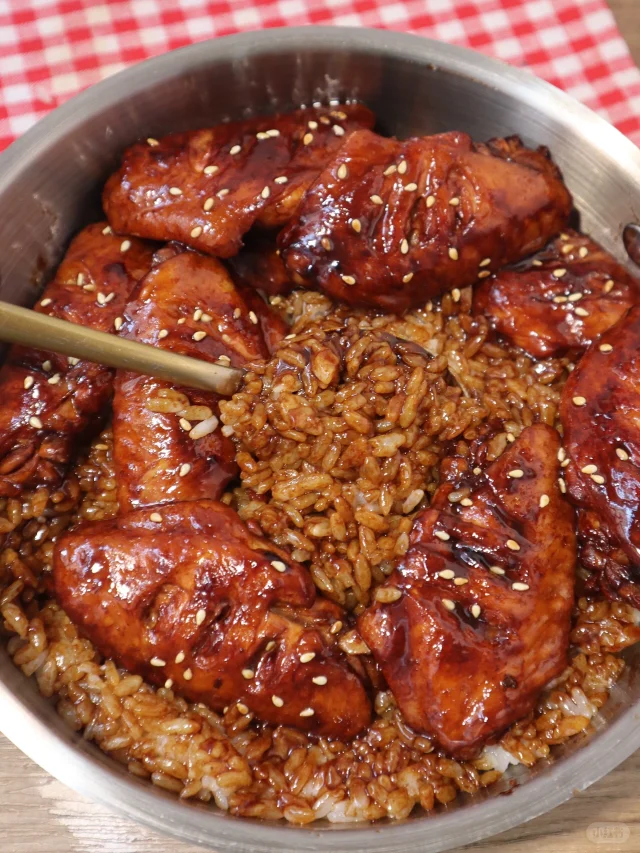 鸡翅这么做太废米饭了！给我妈香到不行！