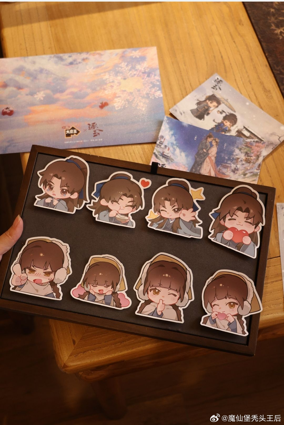 大魔王逐玉联名逐玉的售后由大魔王来承包看来大魔王也更喜欢“冰清玉洁”版的言正～大