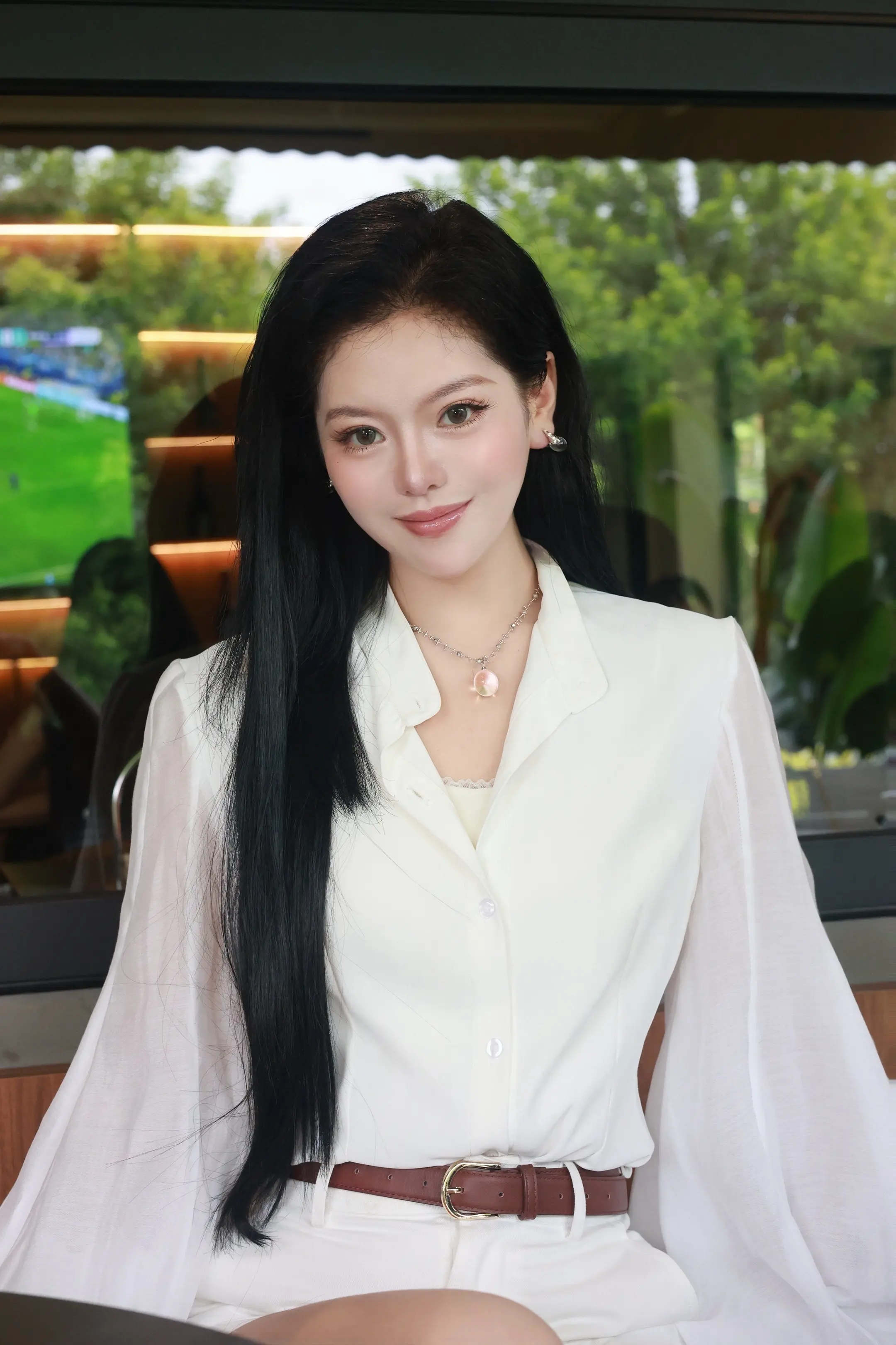 光而不耀，静水流深。