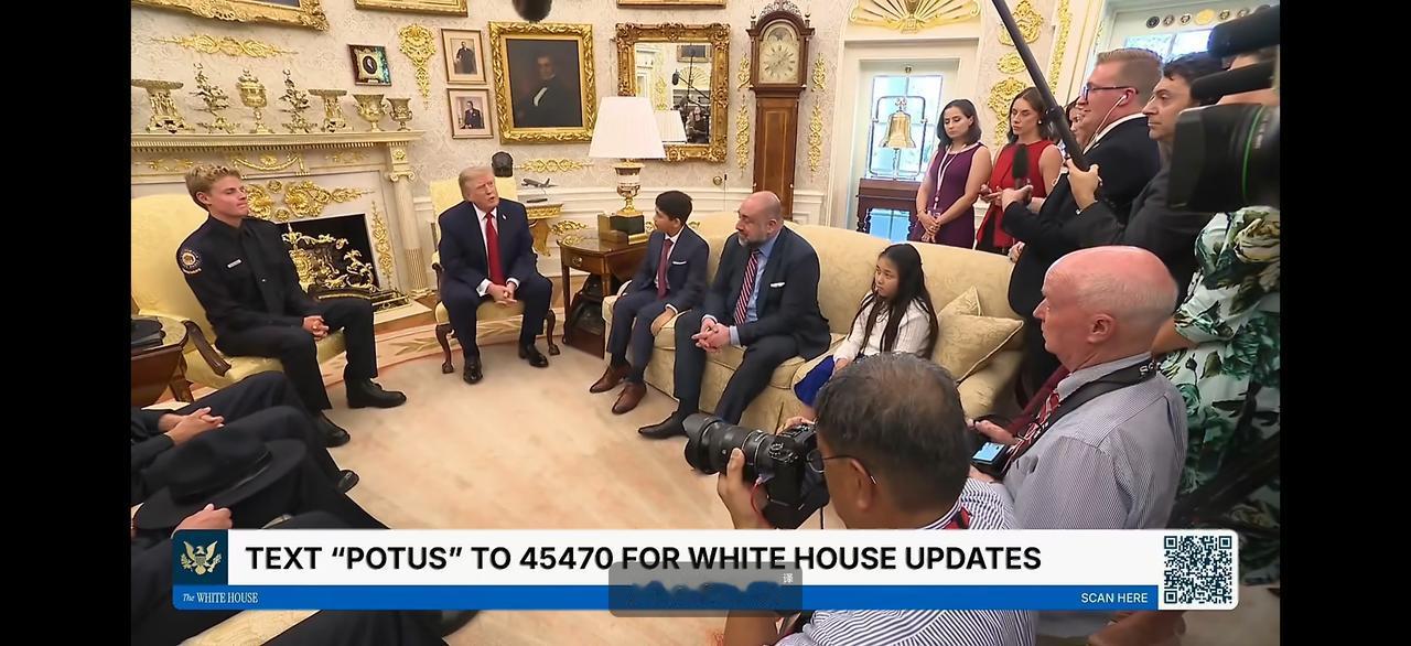 懂王称那些反对白宫宴会厅的人，在他看来，是对美国非常不忠诚的人，是对美国非常、非