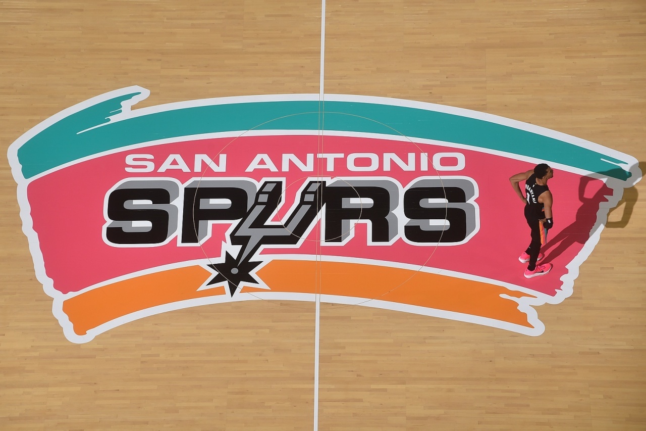 评论区留根儿吧！祝贺我刺重回争冠行列！抽一波！马刺提前12场锁定季后赛名额 ！时