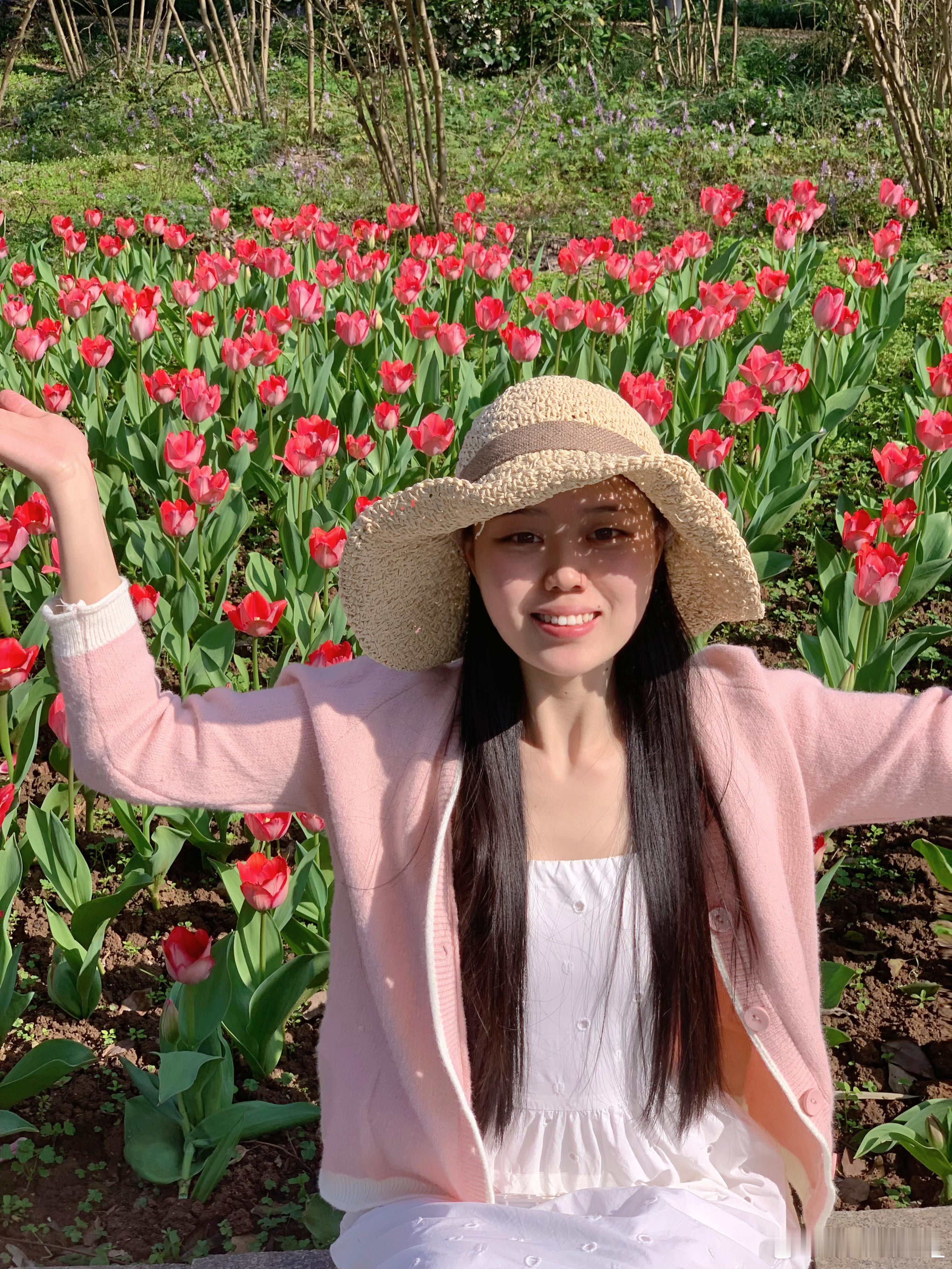 今天被陌生美女夸温柔漂亮嘻嘻[送花花] ​​​