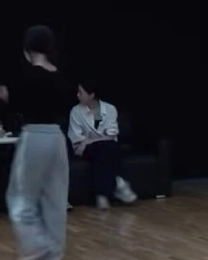 老娜脚上也打马赛克这回是dynafit发力了 