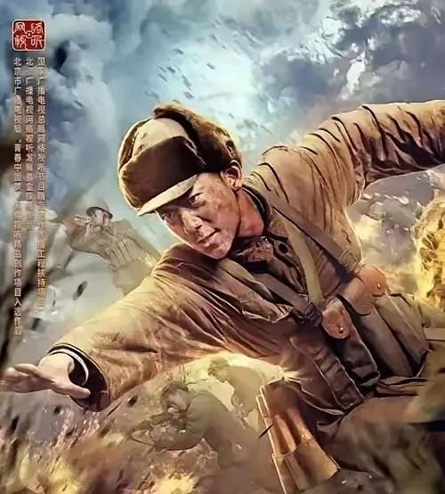 1986年，秦基伟随代表团访问朝鲜，秦基伟来到当年战斗的上甘岭，拿着望远镜观看了