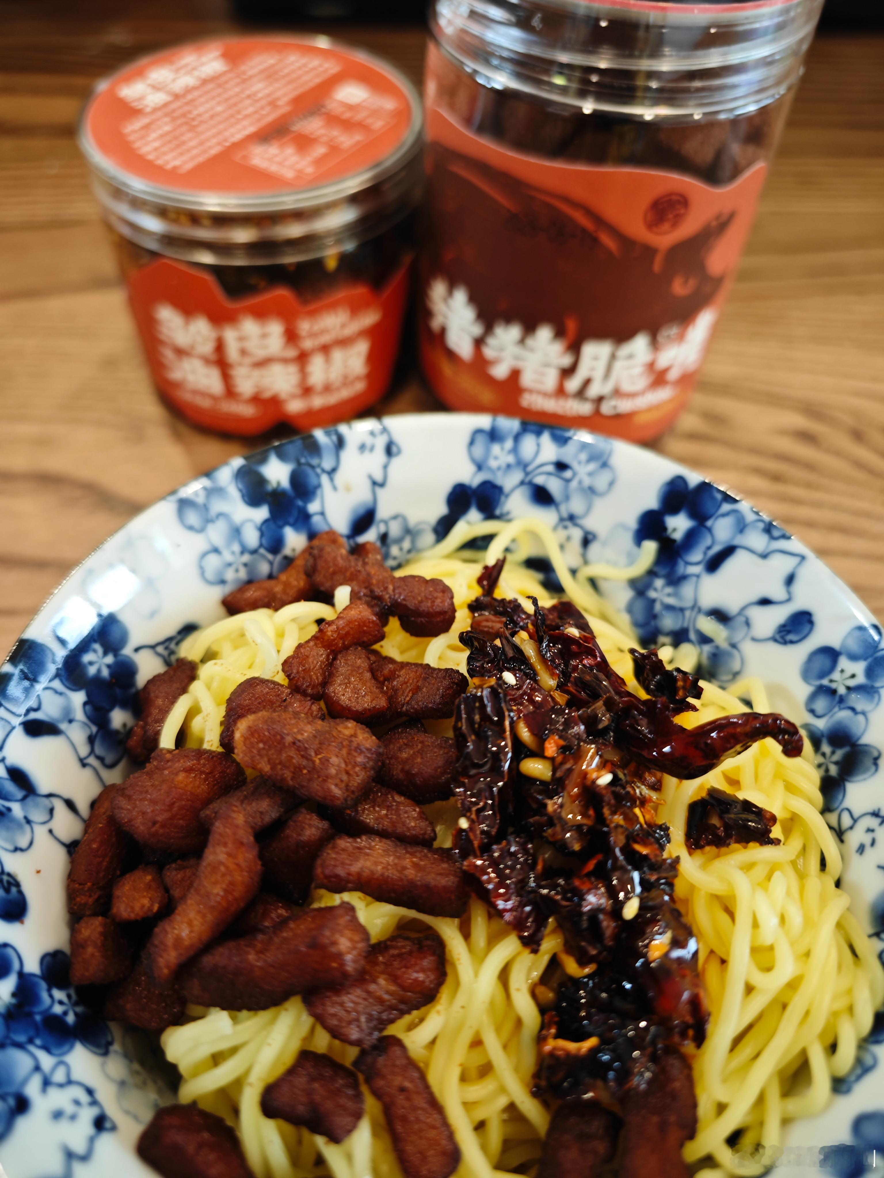 我不是一个传统意义上“优秀”的人，不喜欢卷，不喜欢“往上走”，不喜欢打破头走到“